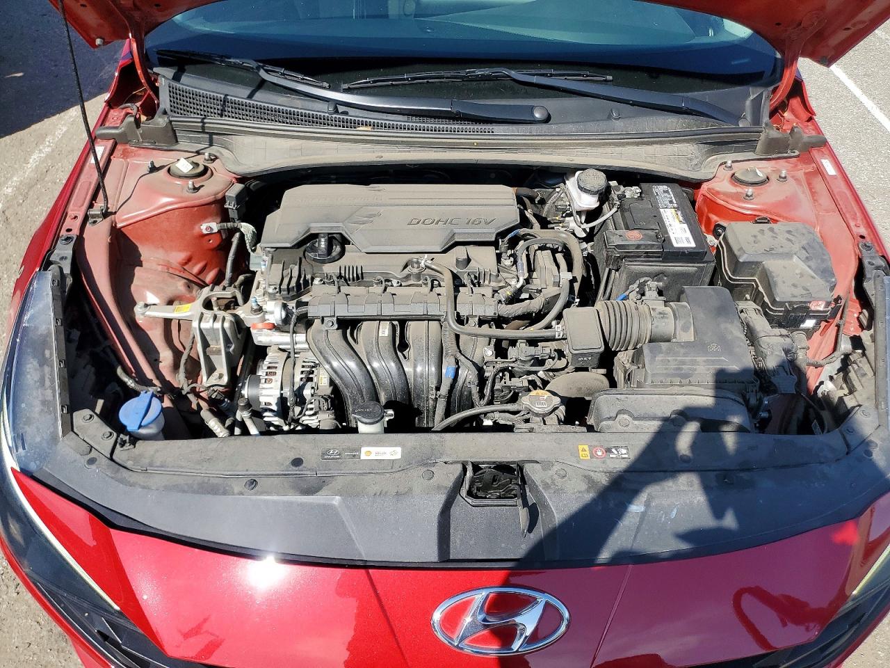 Hyundai ELANTRA Sel