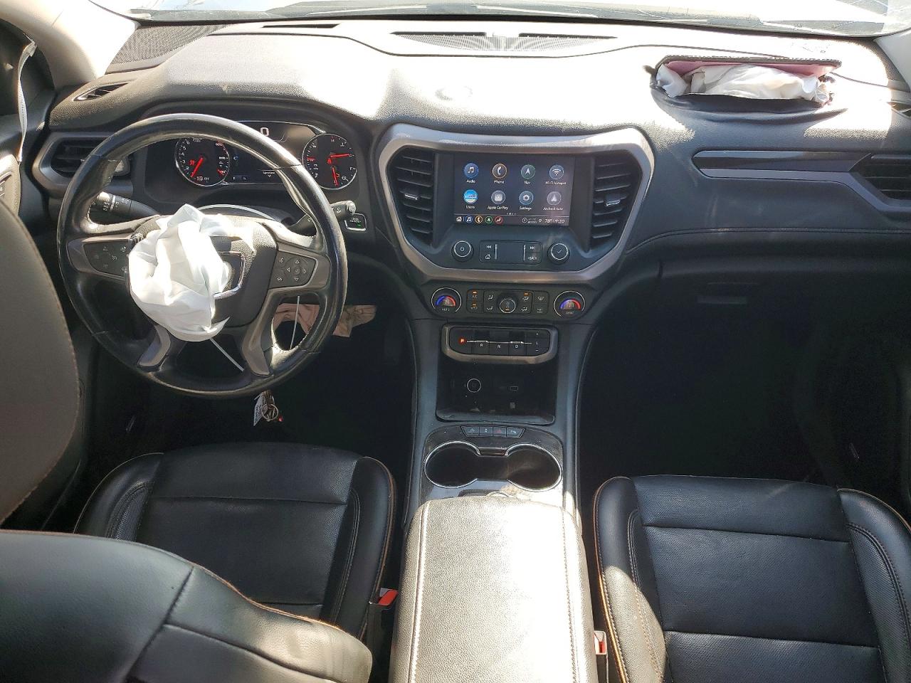 GMC Acadia At4