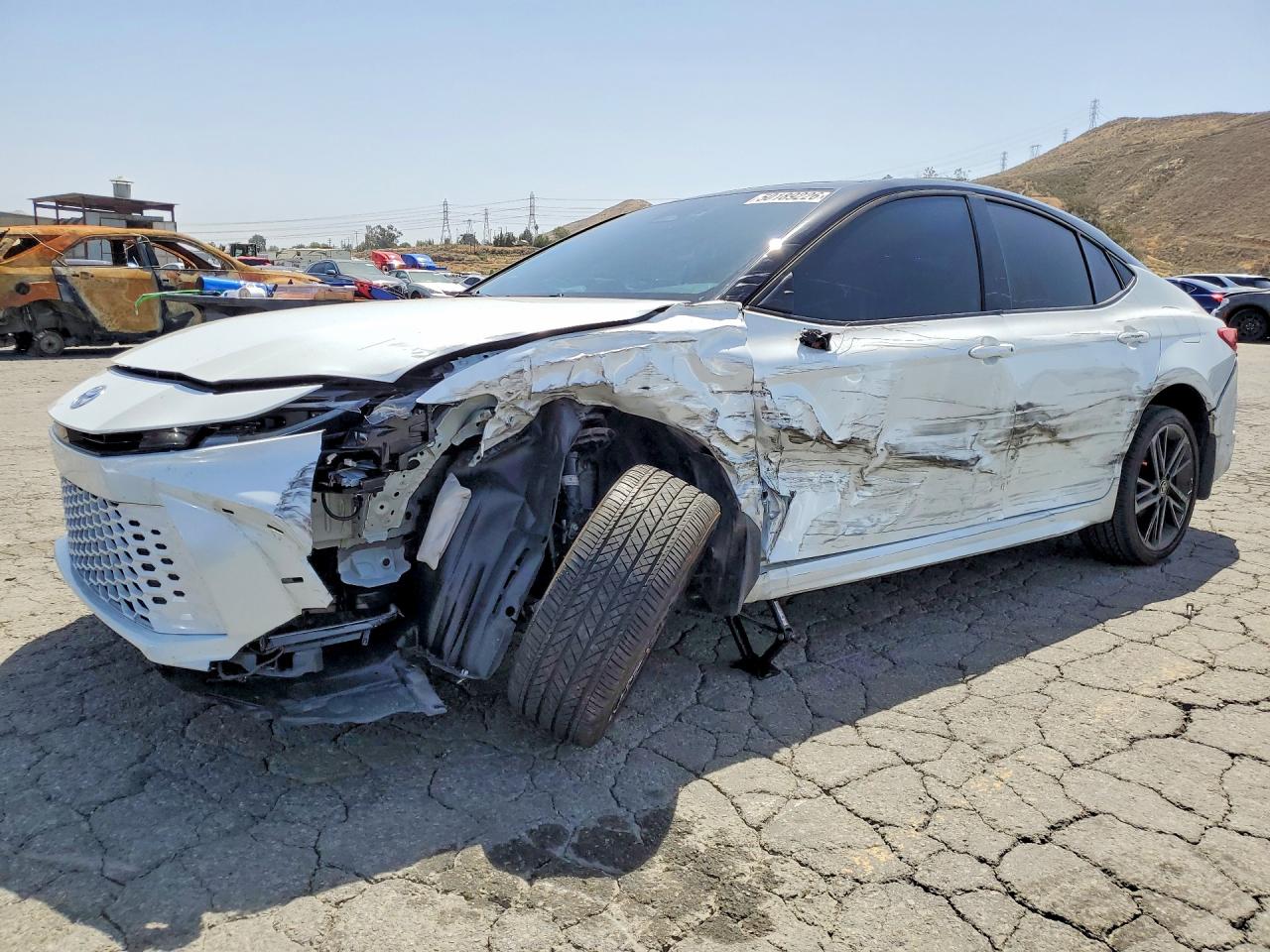 Salvage Toyota Camry Image
