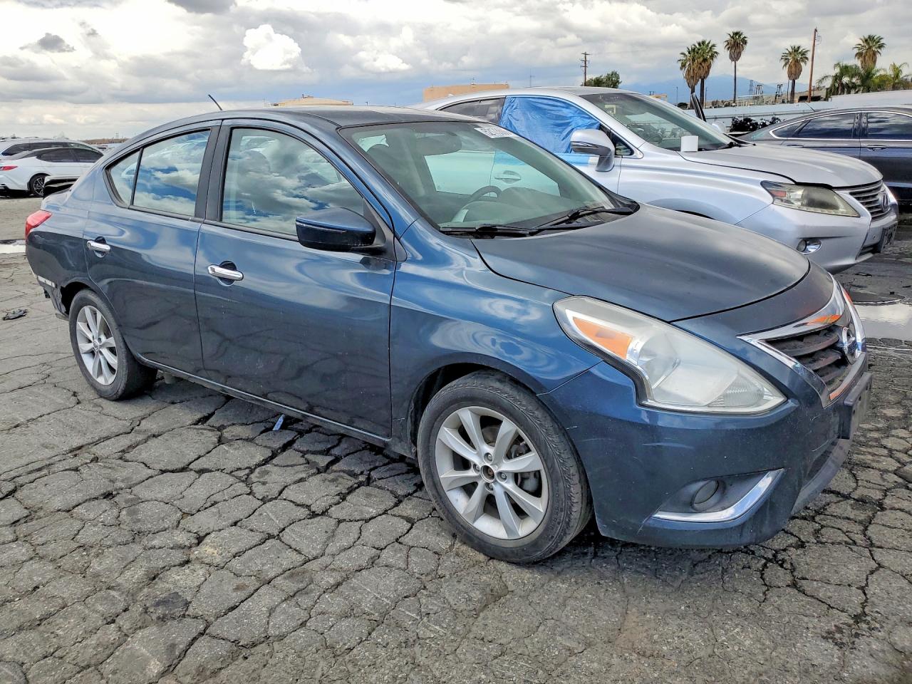 Nissan Versa 1.6 Sl