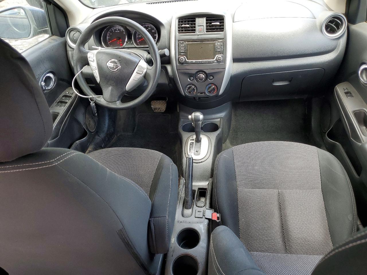 Nissan Versa 1.6 Sl