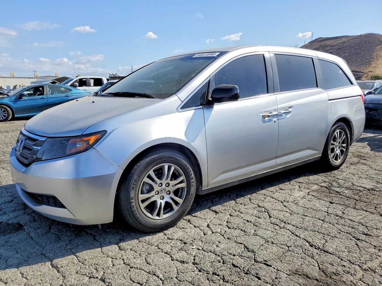 Salvage Honda Odyssey Image