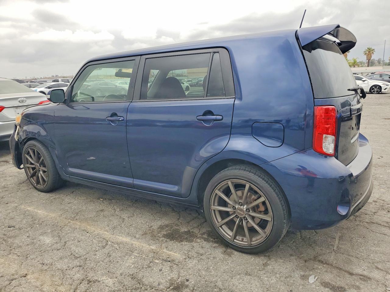 Scion xB Base