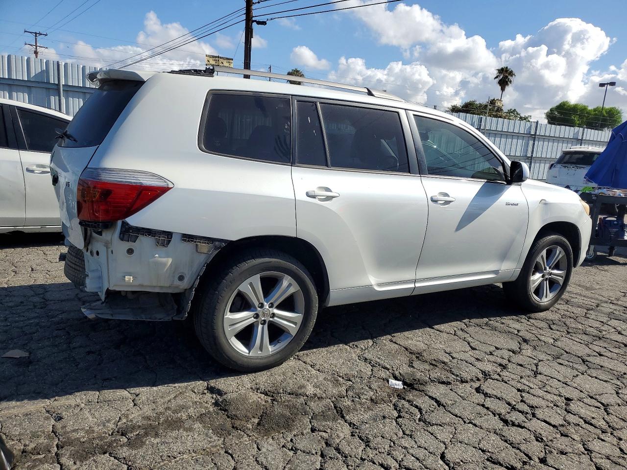 Toyota Highlander Sport