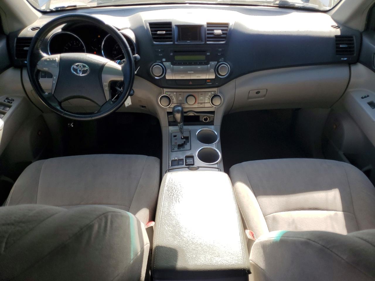 Toyota Highlander Sport