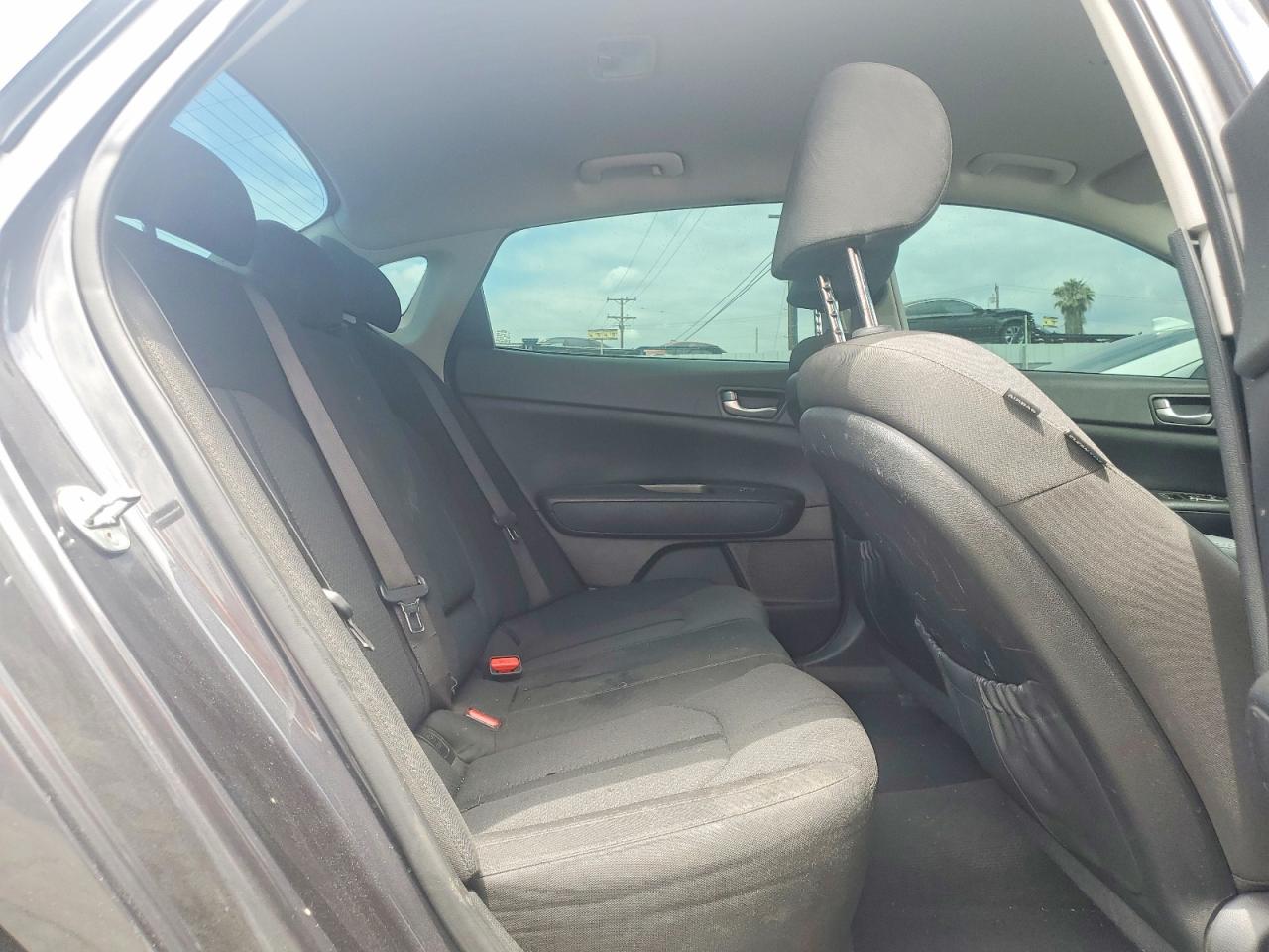 Kia Optima Lx