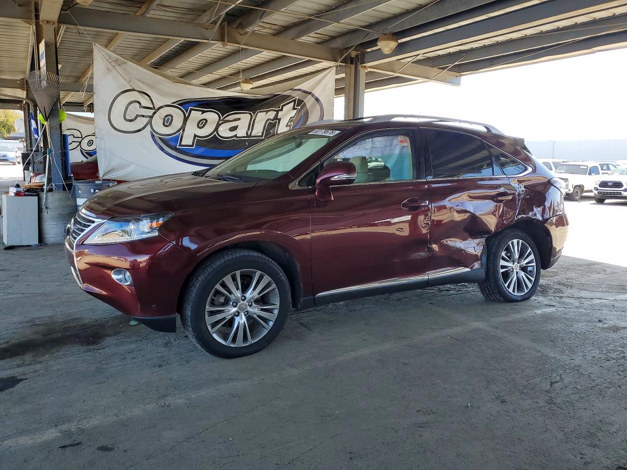 Salvage Lexus RX Image