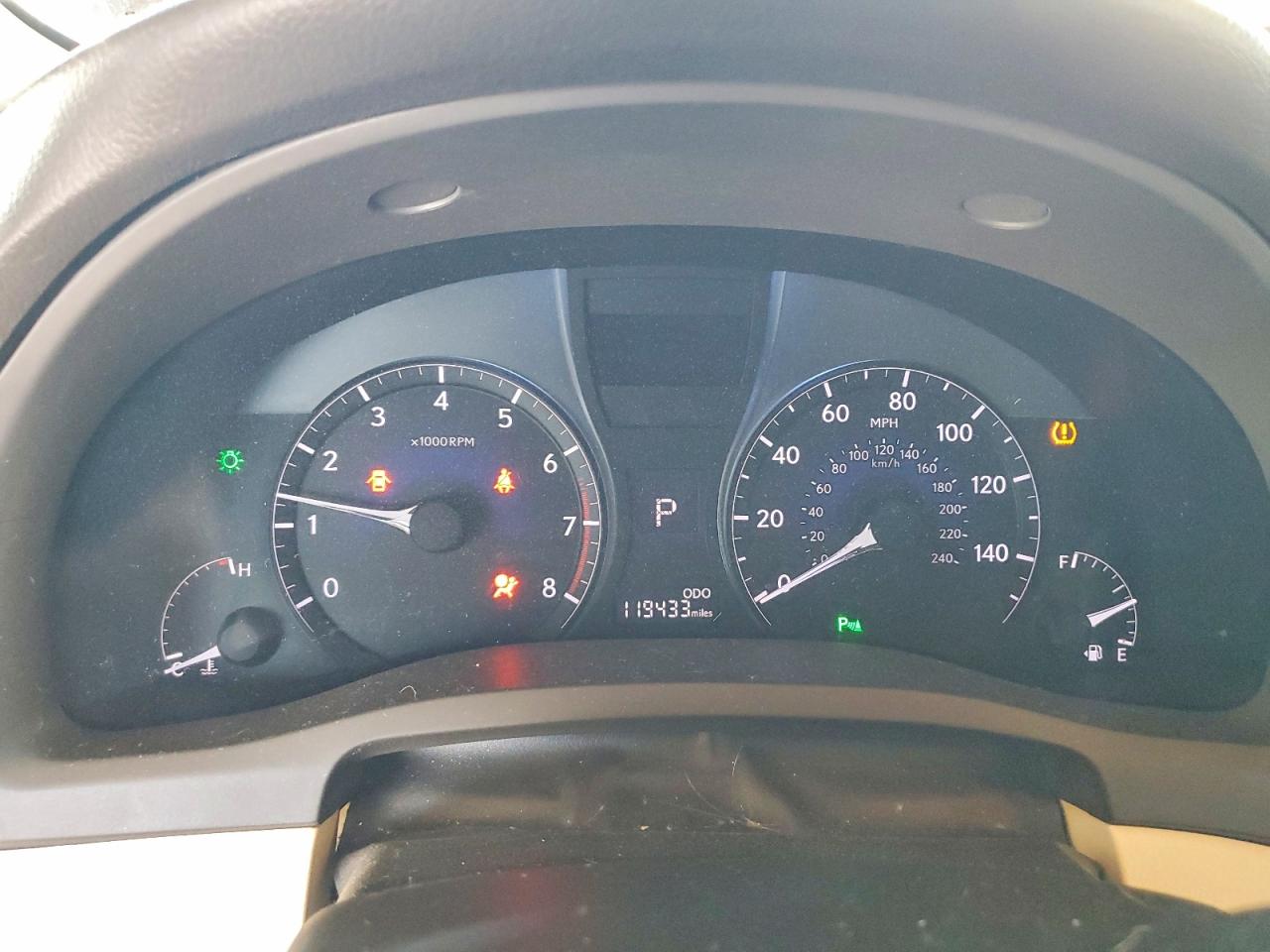 Lexus RX Base