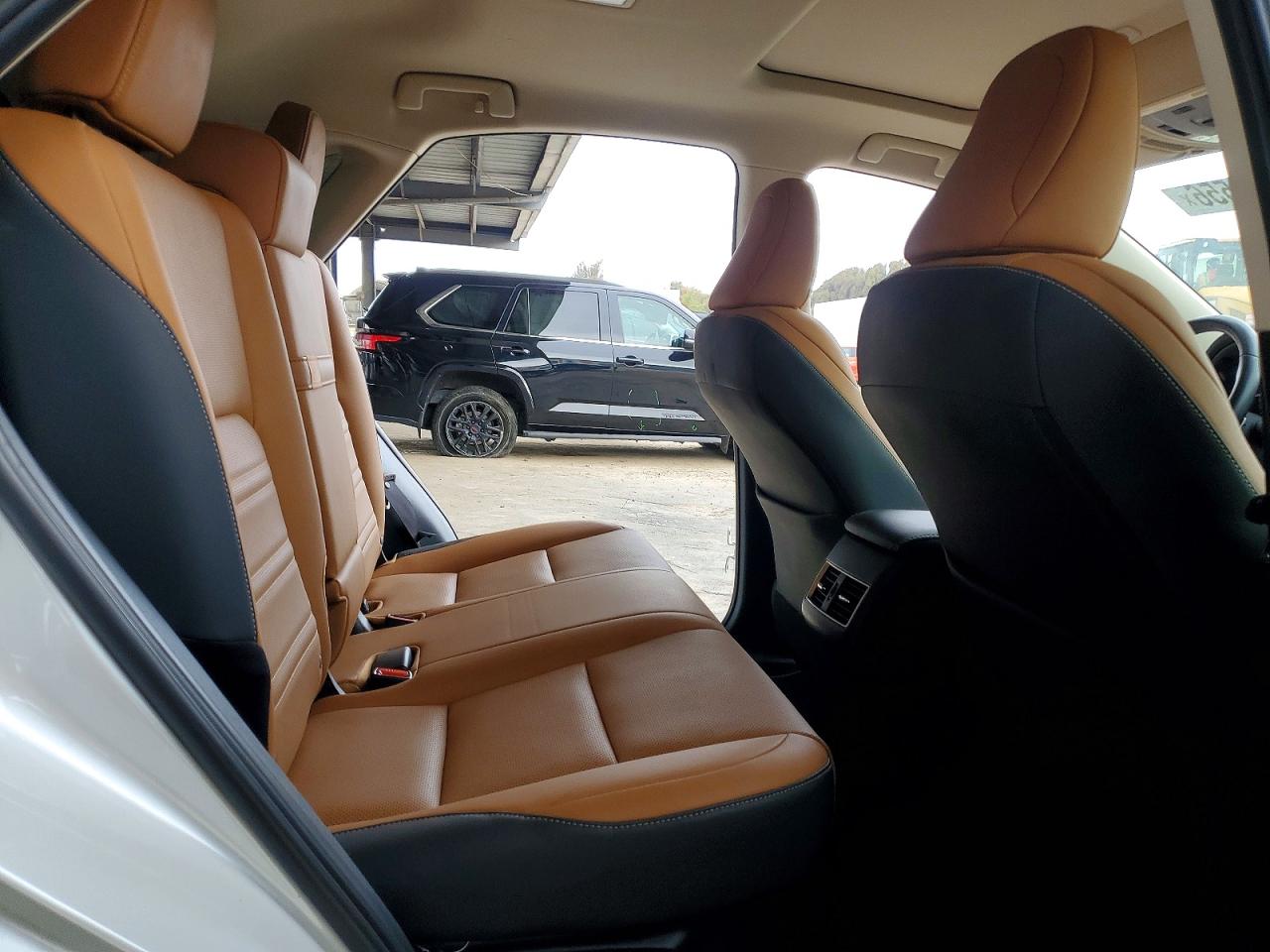 Lexus NX 300