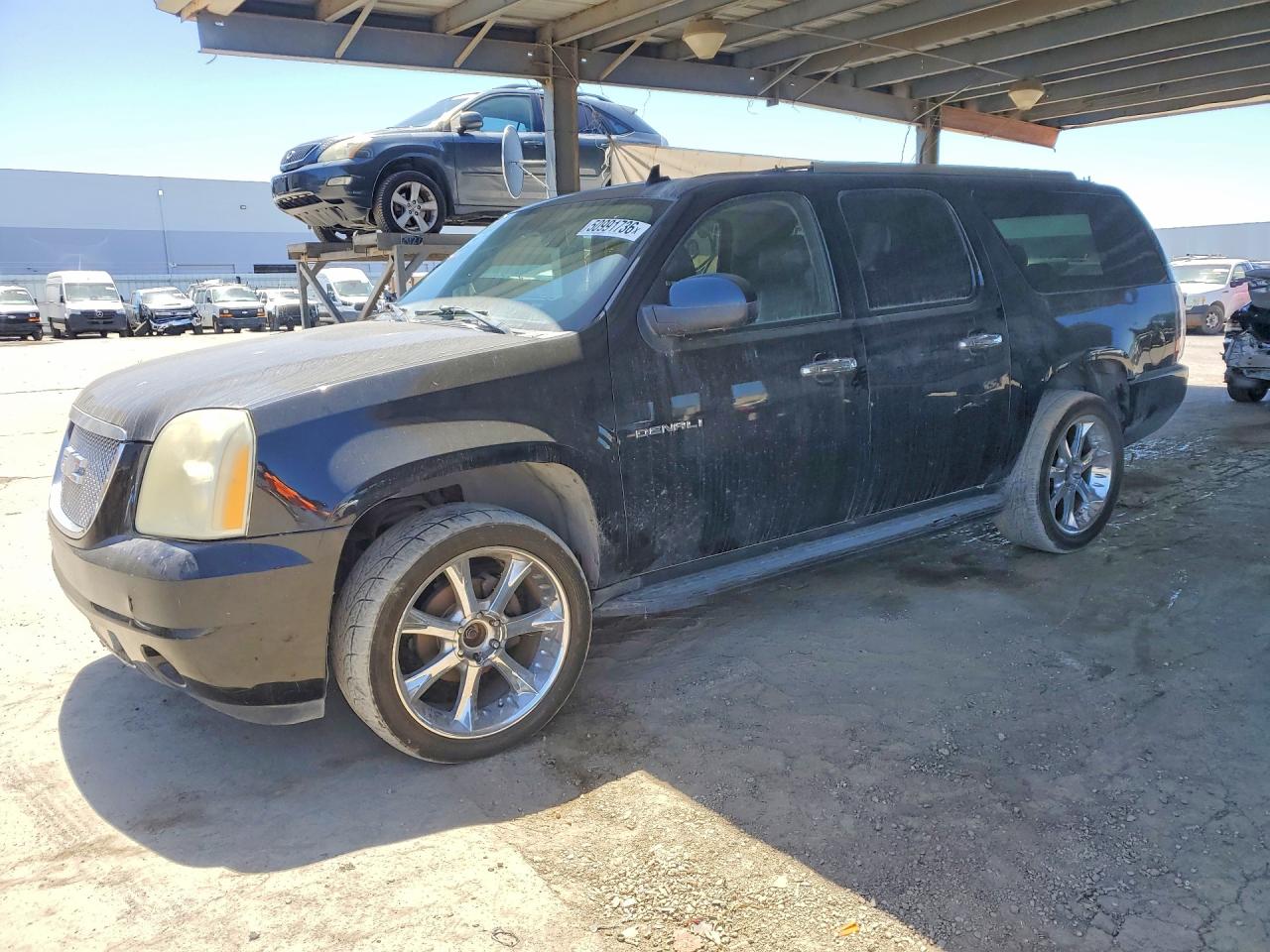 Salvage GMC Yukon Image