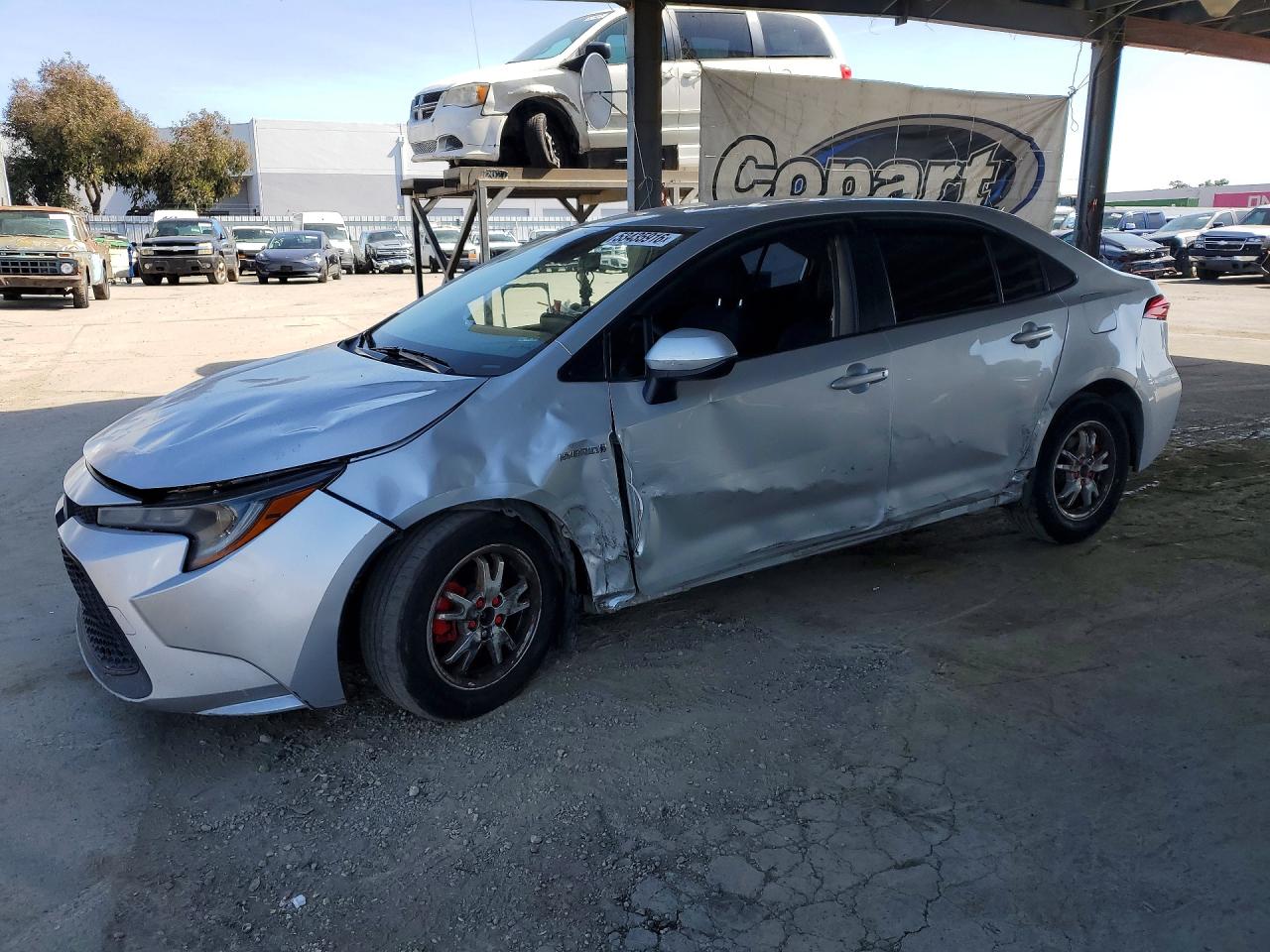 Salvage Toyota Corolla Image