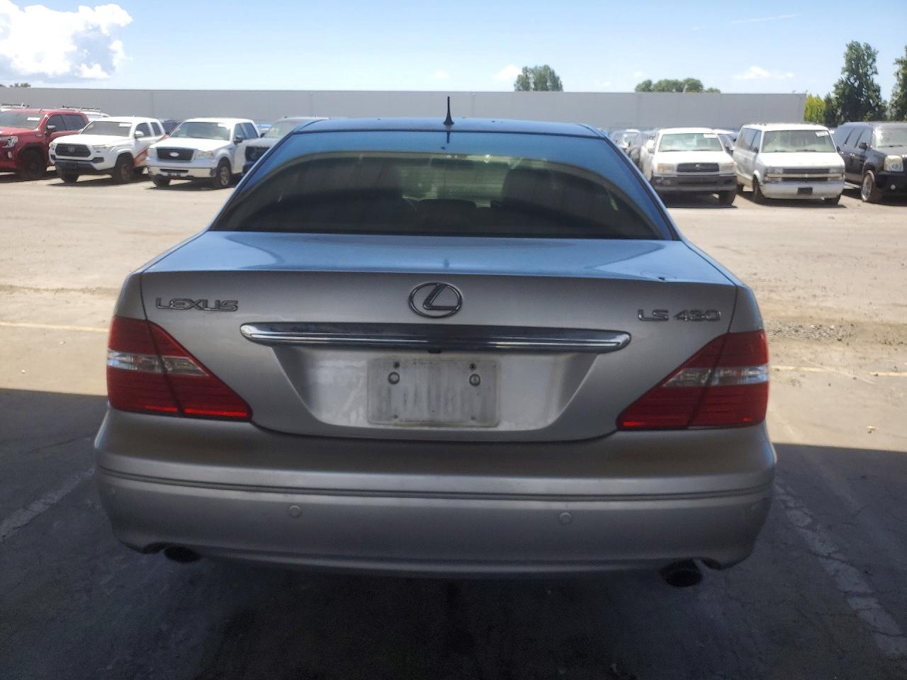 Lexus LS 430