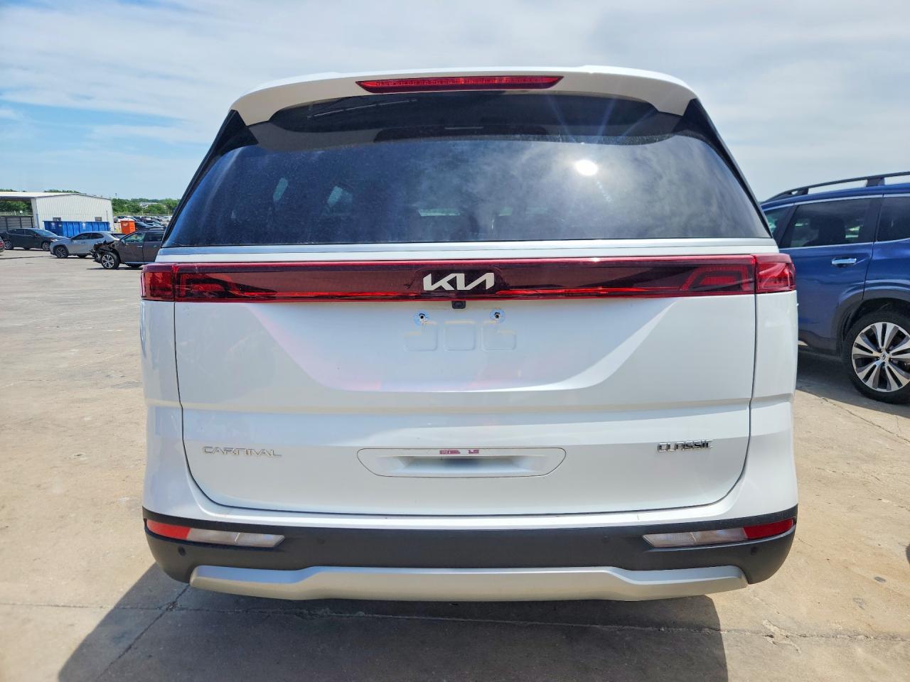 Kia Carnival Lx