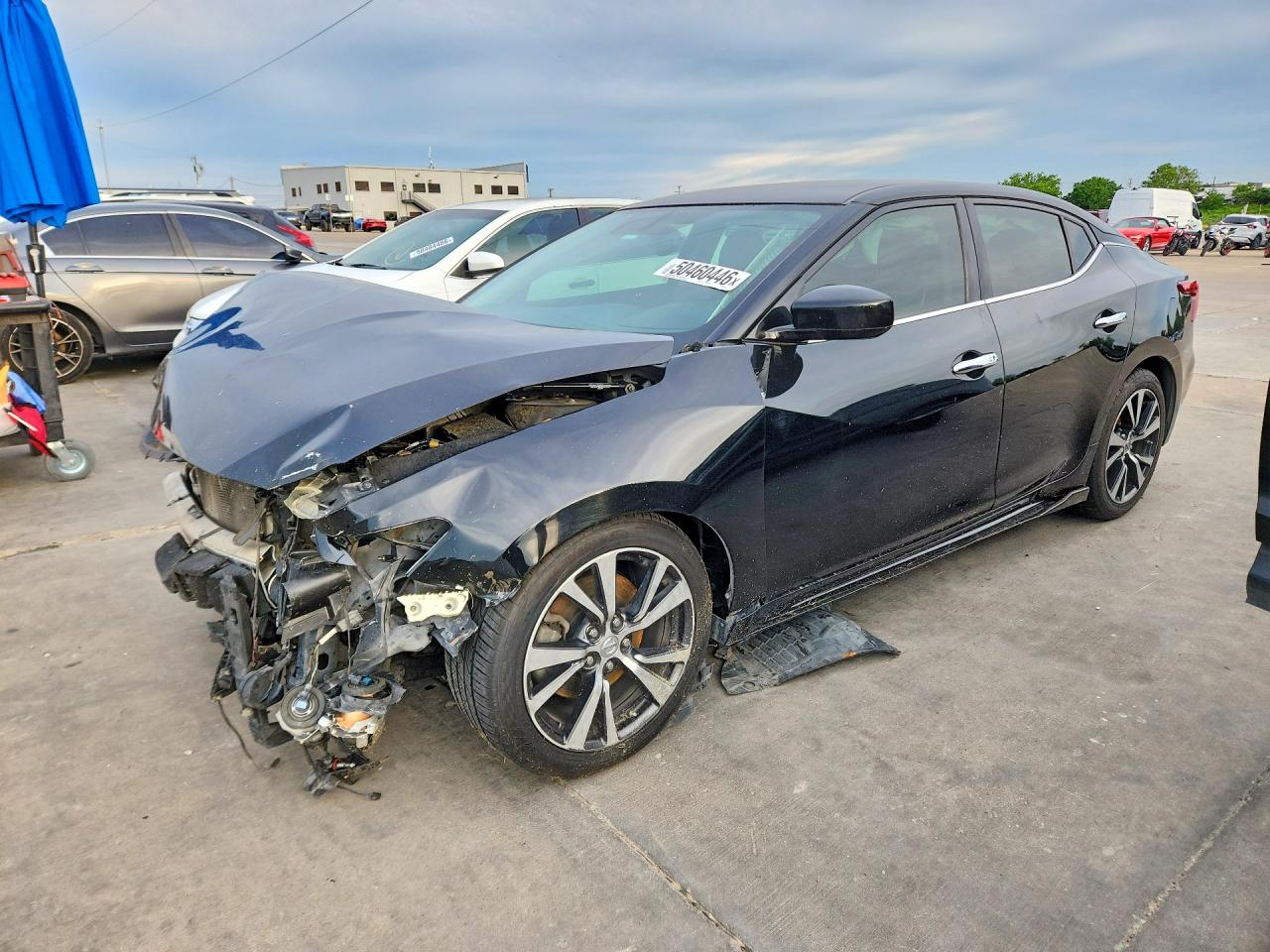 Salvage Nissan Maxima Image