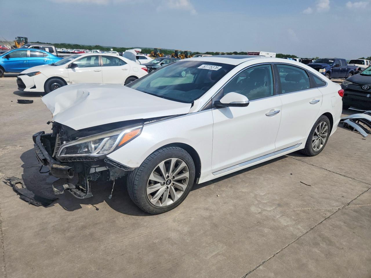 Salvage Hyundai SONATA Image