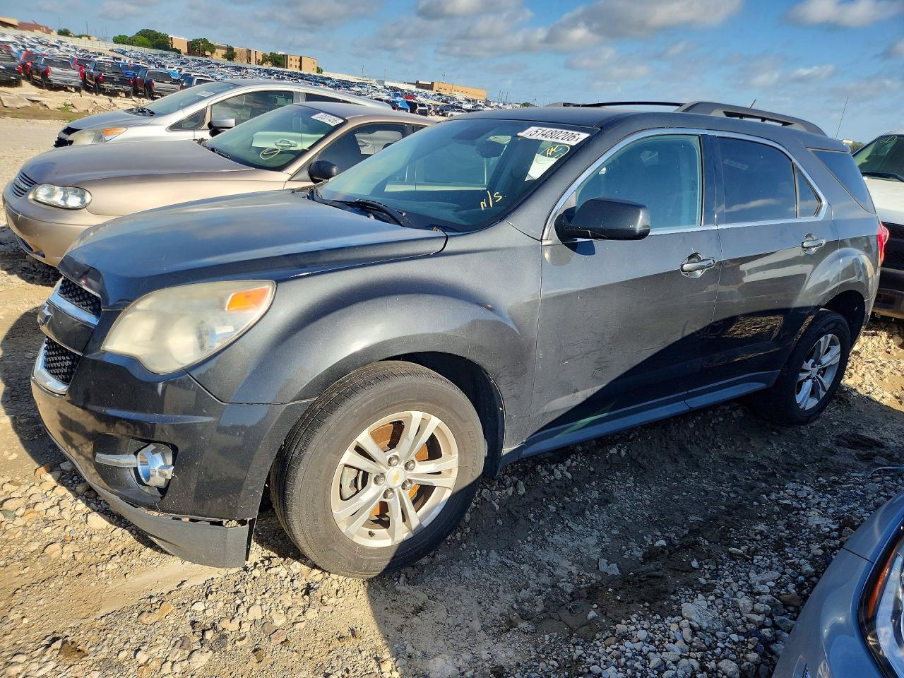 Salvage Chevrolet Equinox Image