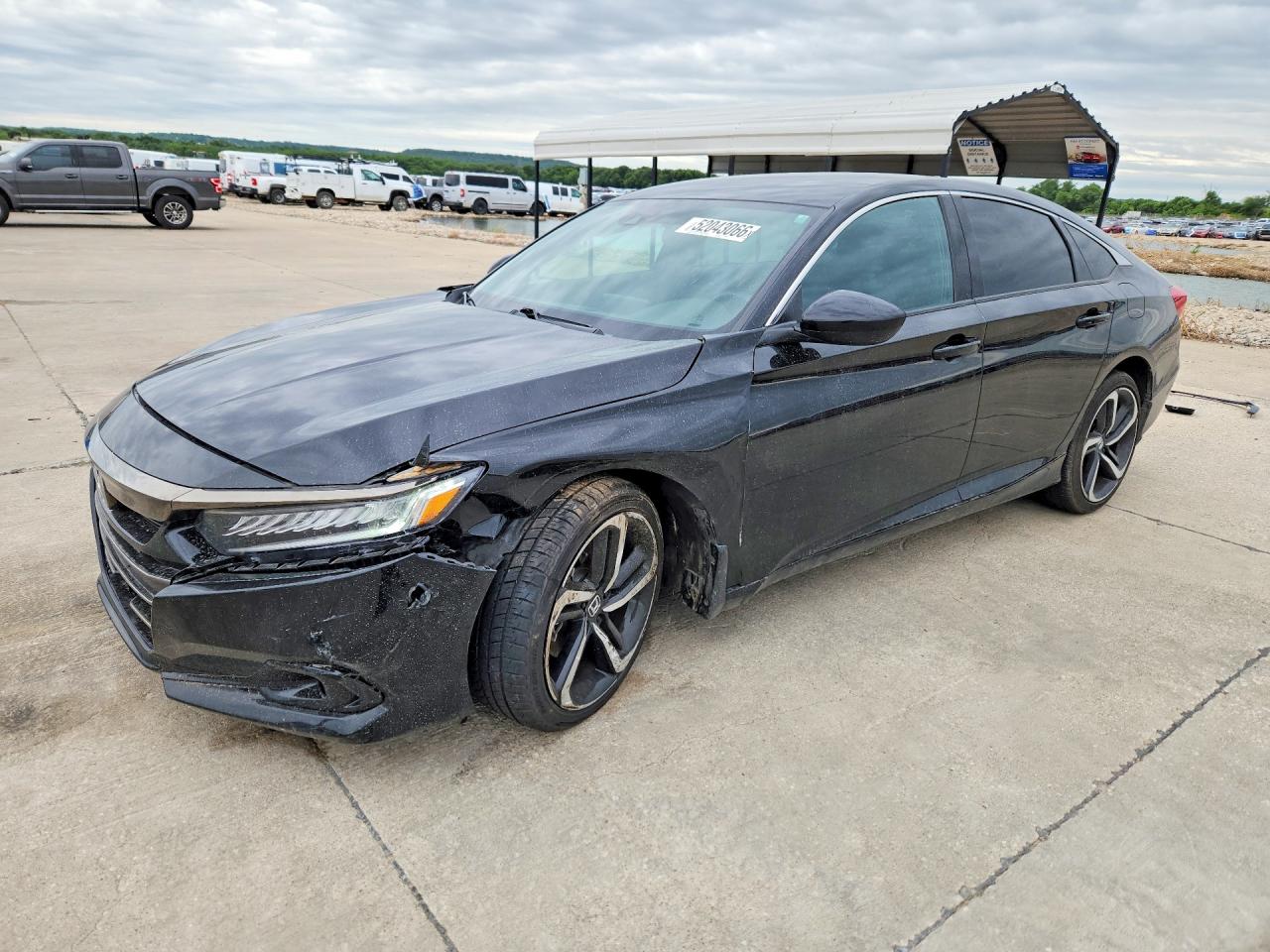 Salvage Honda Accord Image