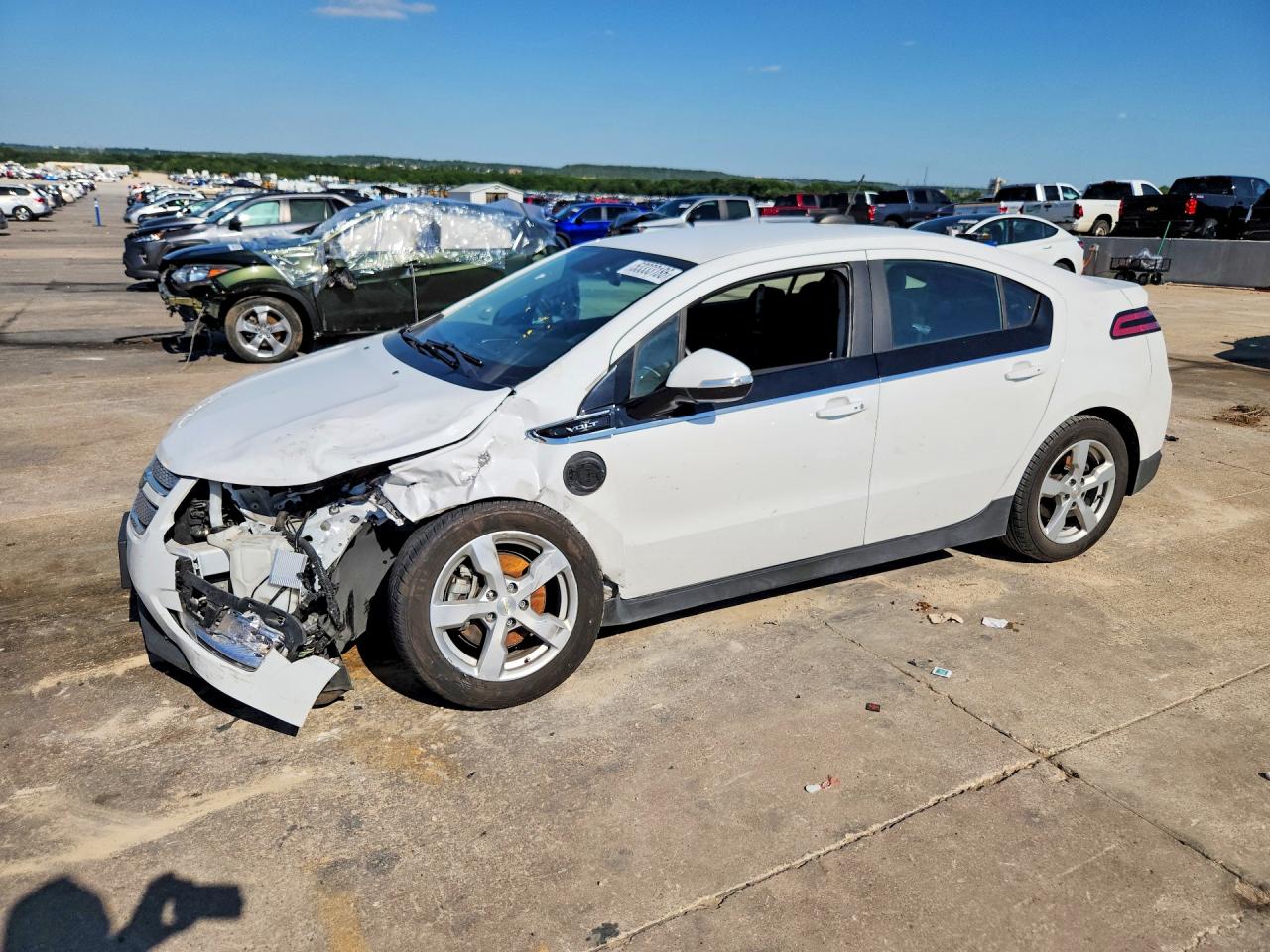 Salvage Chevrolet Volt Image