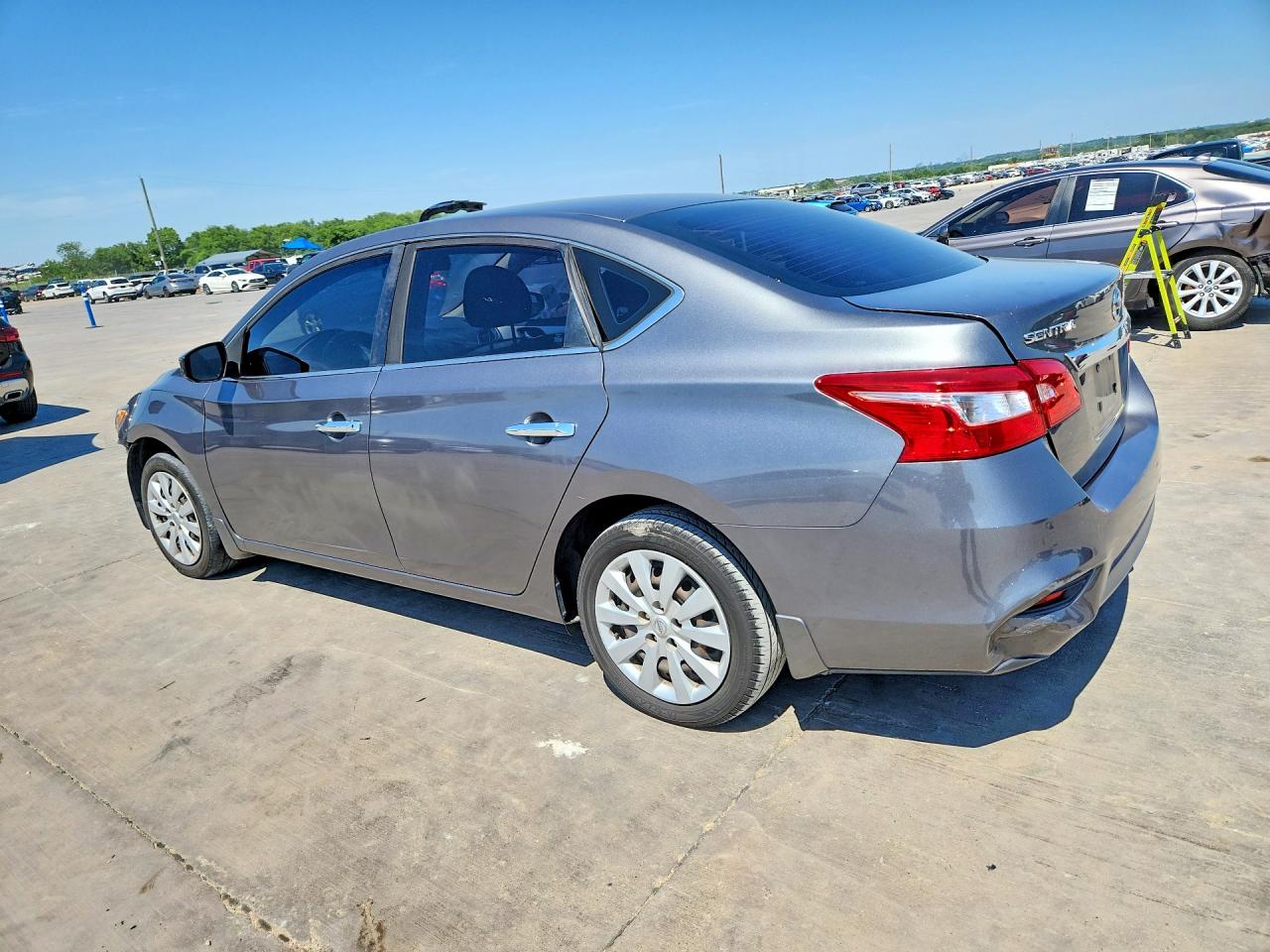 Nissan Sentra S