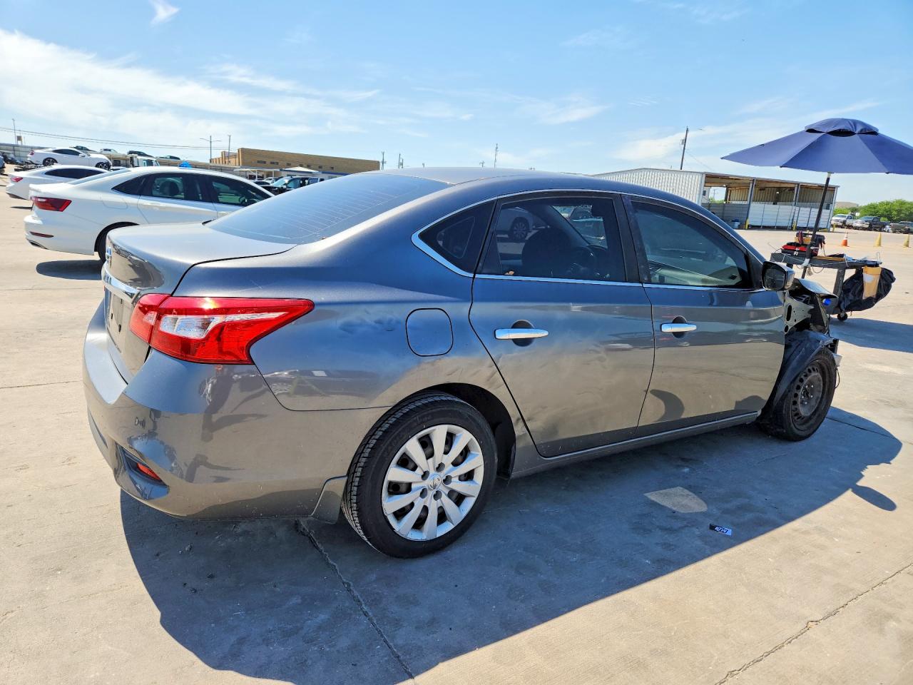 Nissan Sentra S