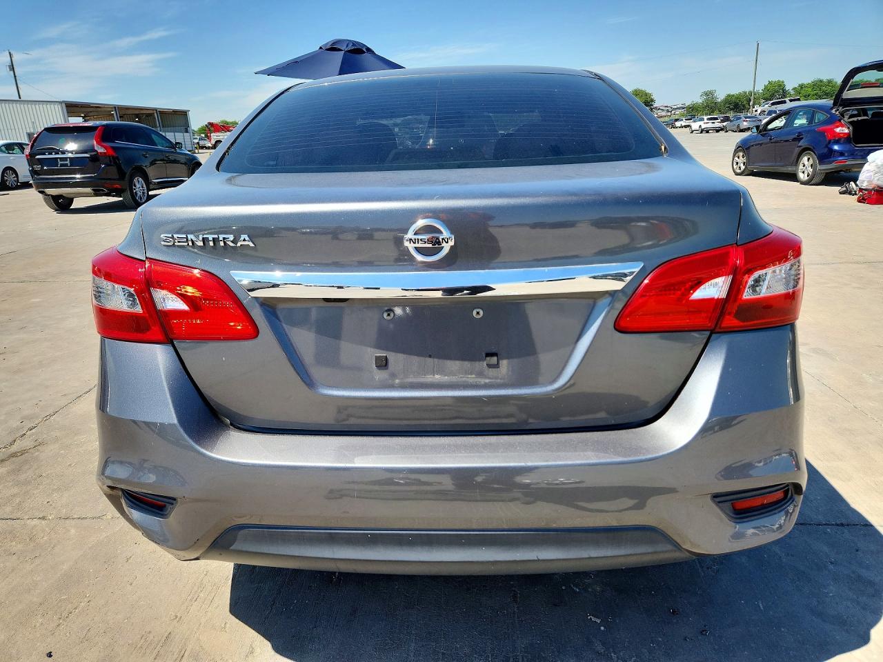 Nissan Sentra S