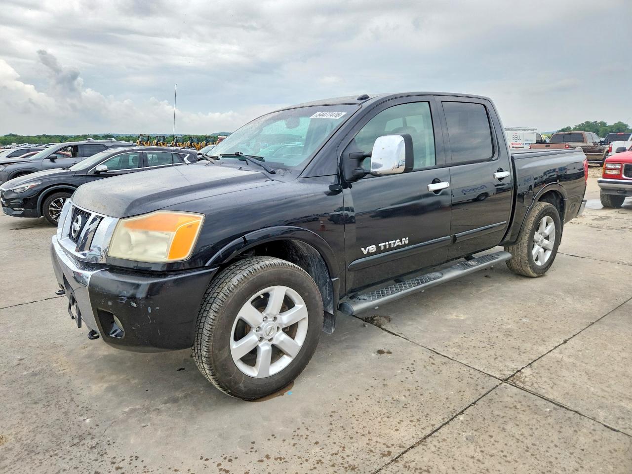Salvage Nissan Titan Image