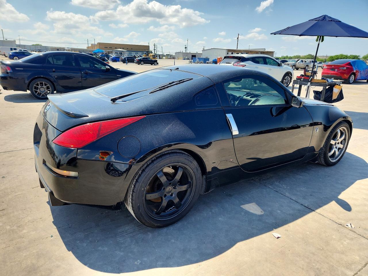 Nissan 350Z Coupe
