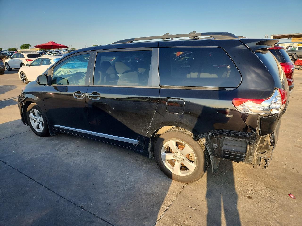Toyota Sienna Le