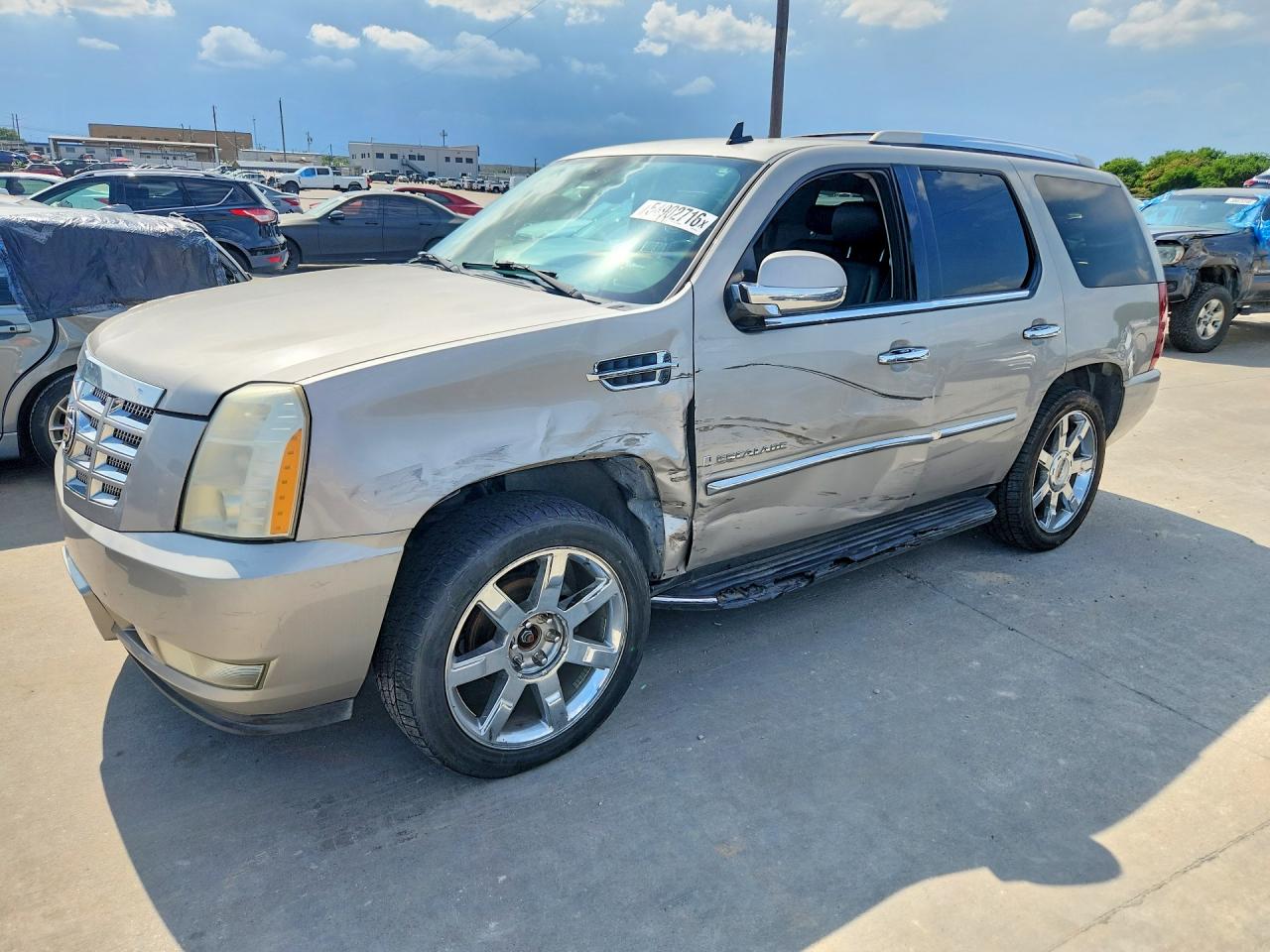 Salvage Cadillac Escalade Image