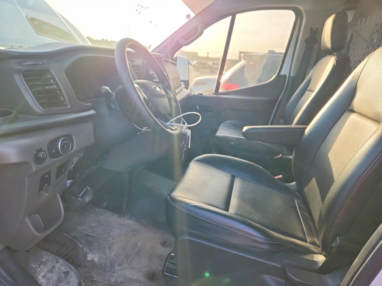 Ford Transit T-150