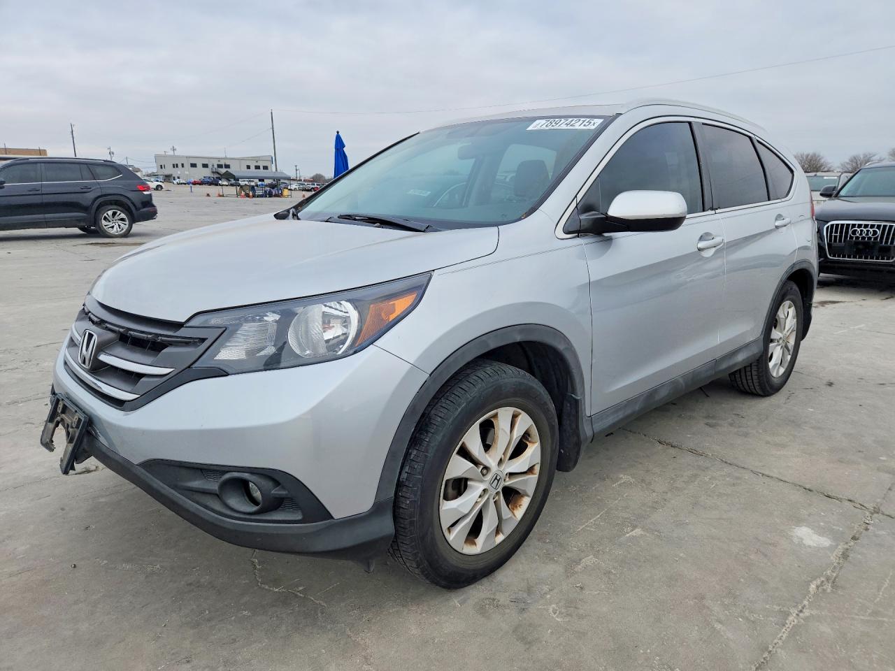 Salvage Honda Crv Image