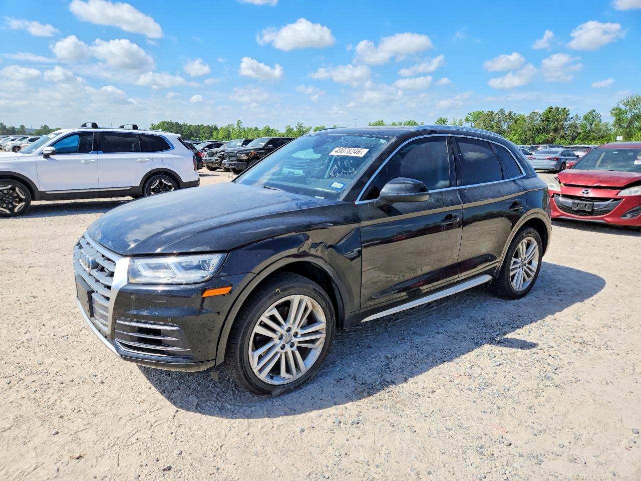 Salvage Audi Q5 Image