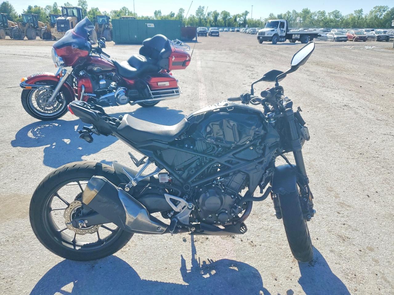 Salvage Honda Cb Cycle Image