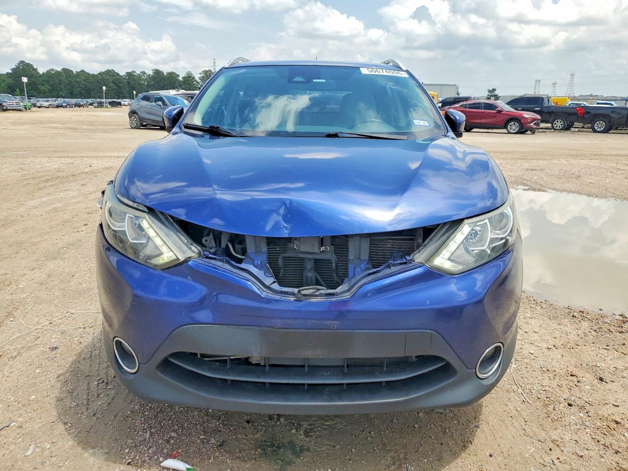 Nissan Rogue Sv