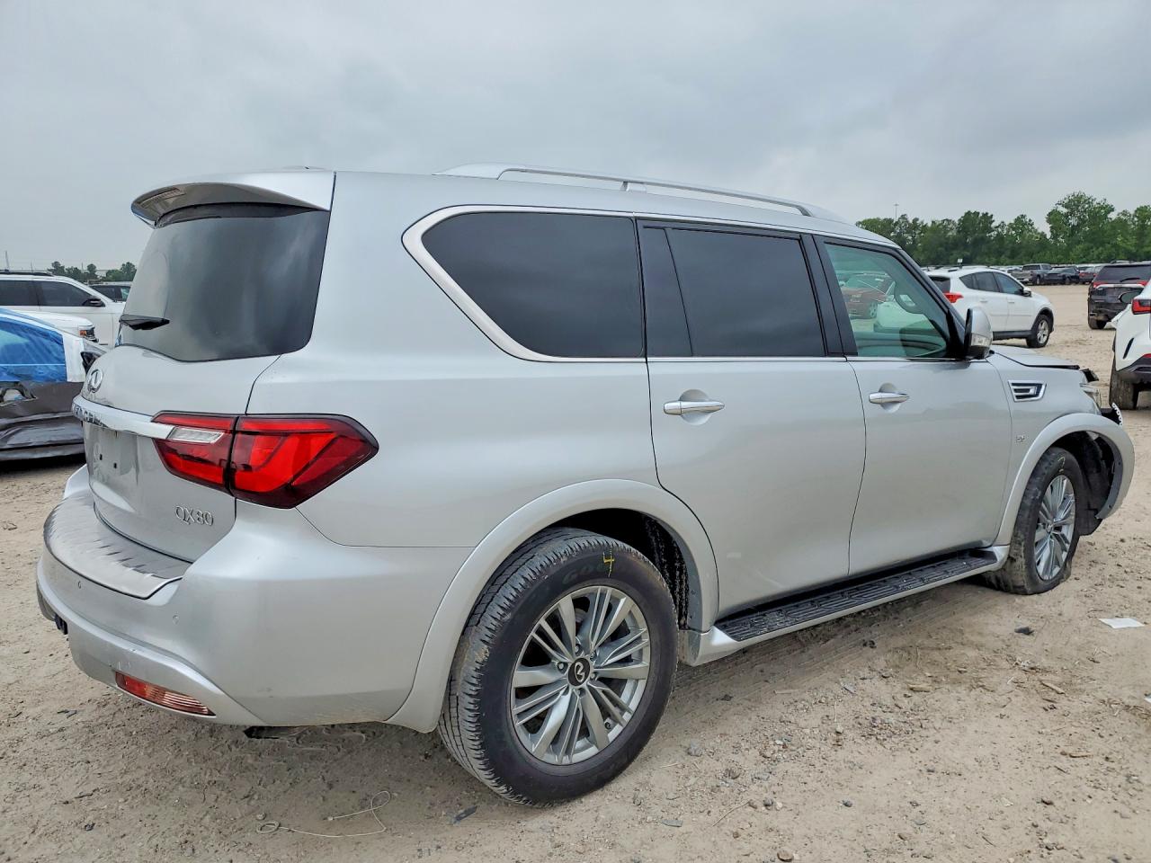 INFINITI Qx Luxe