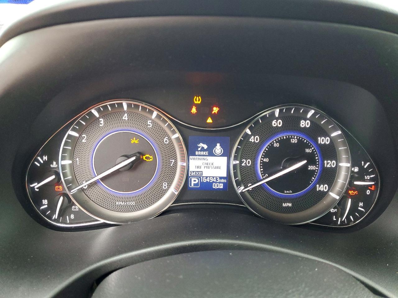 INFINITI Qx Luxe