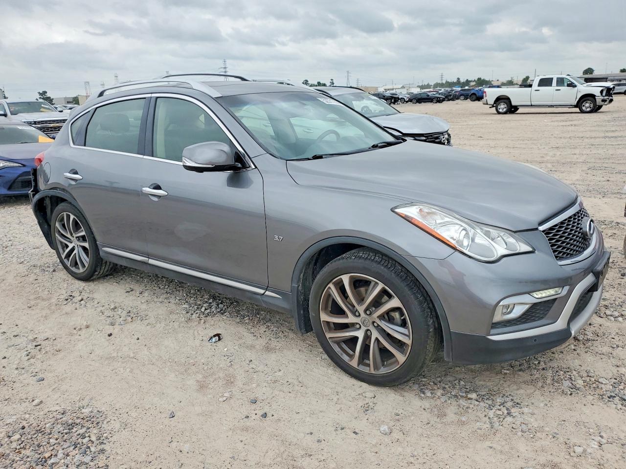 INFINITI Qx Base