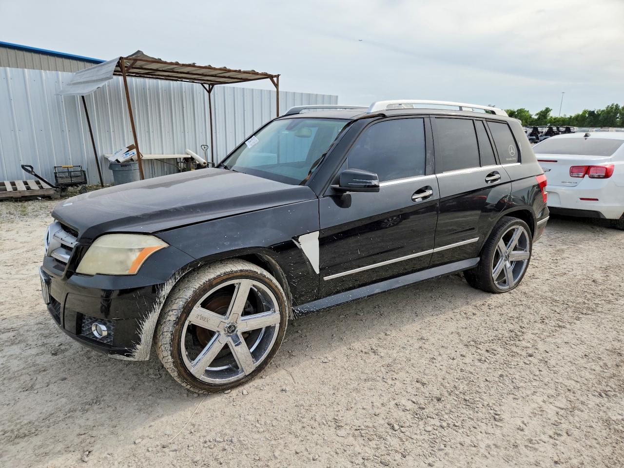 Salvage Mercedes-Benz GLK Image