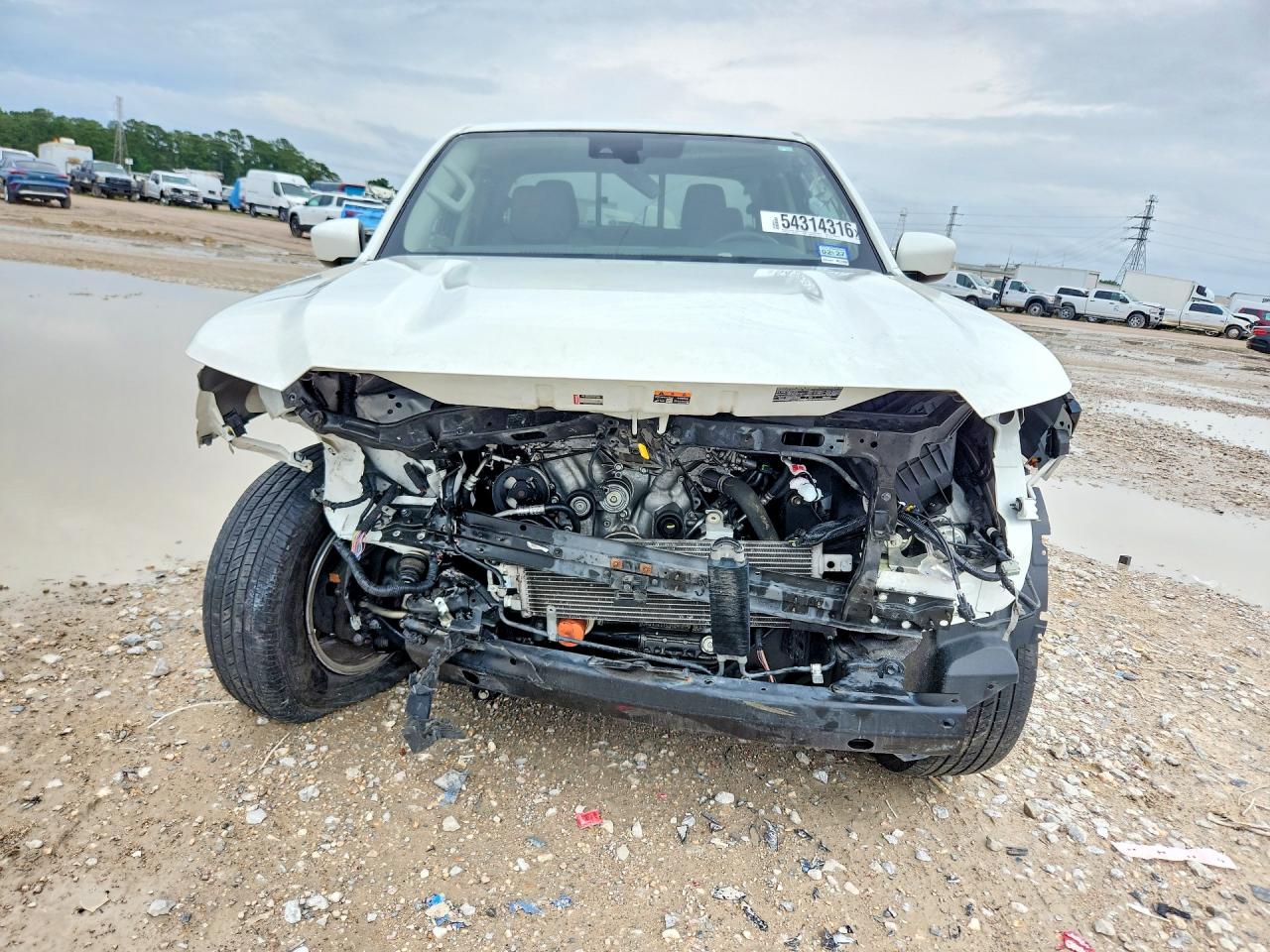 Nissan Frontier Sv