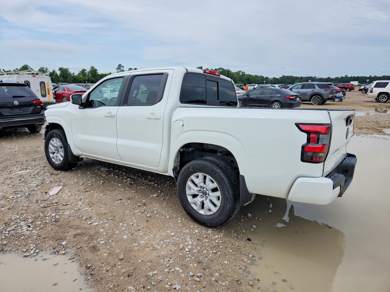 Nissan Frontier Sv
