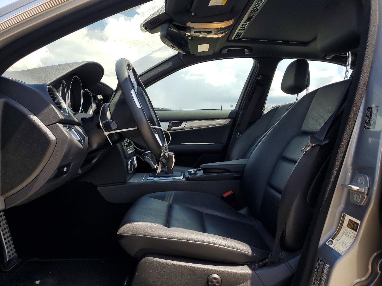 Mercedes-Benz C-Class 300 4matic