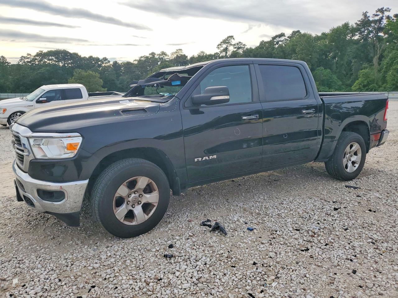 Salvage Ram 1500 Image