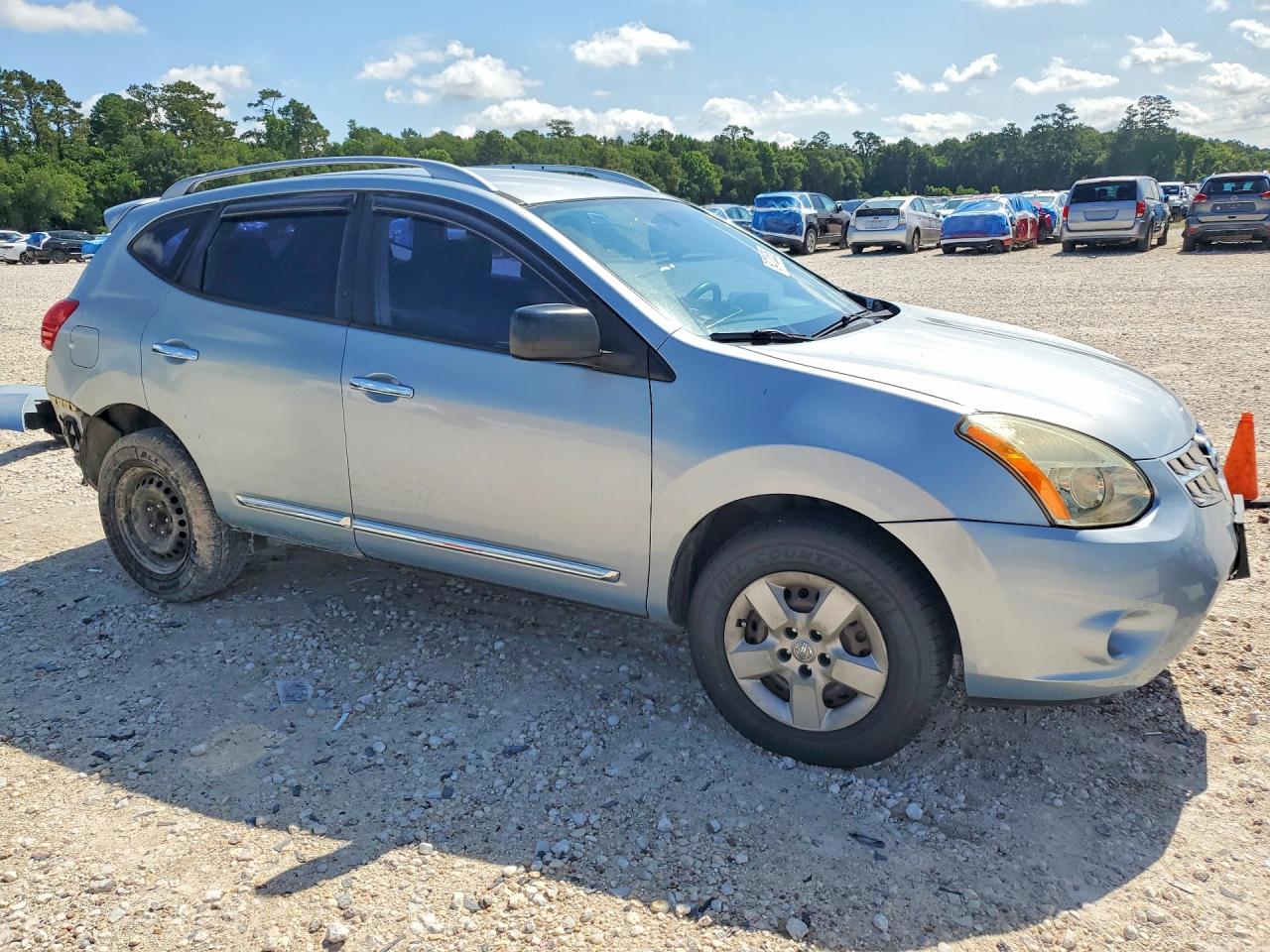 Nissan Rogue S