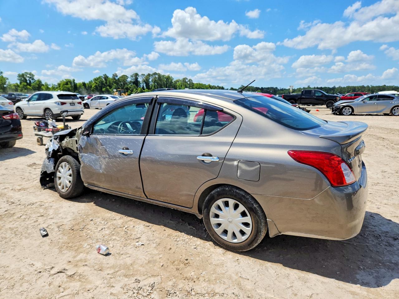 Nissan Versa 1.6 Sv