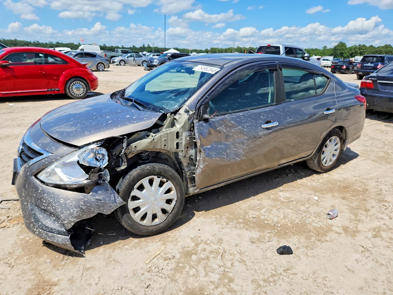 Salvage Nissan Versa Image