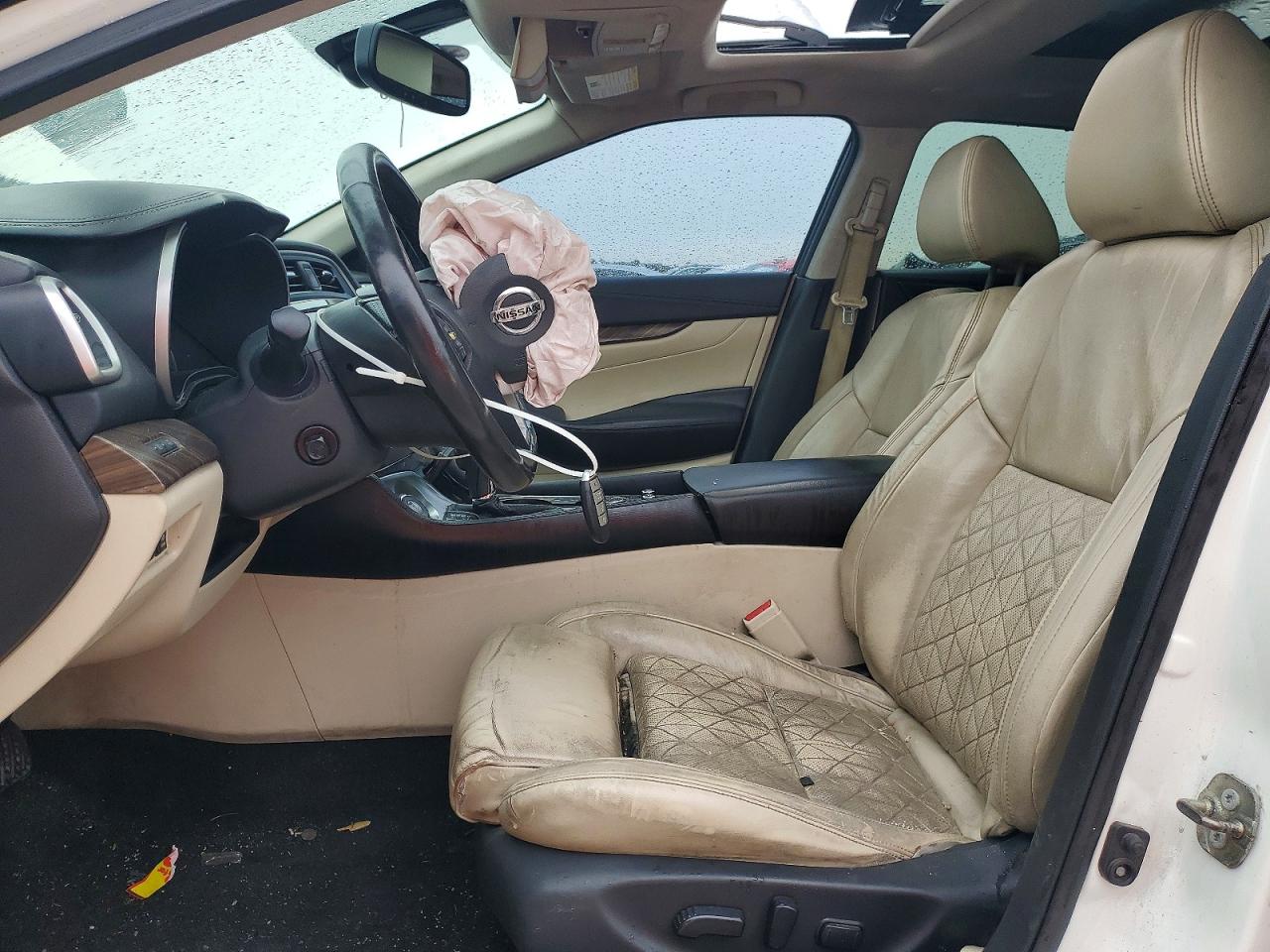 Nissan Maxima Platinum