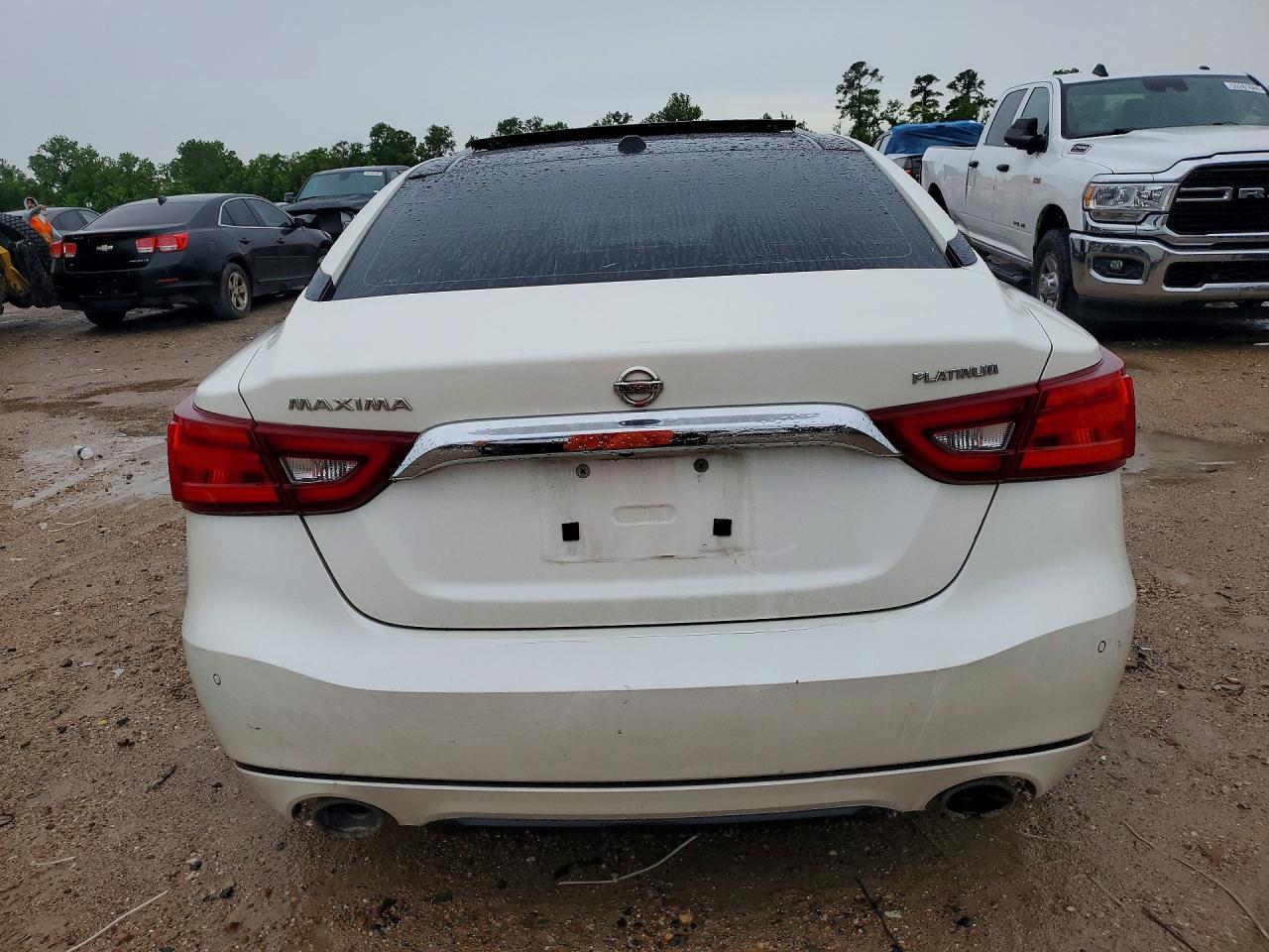 Nissan Maxima Platinum