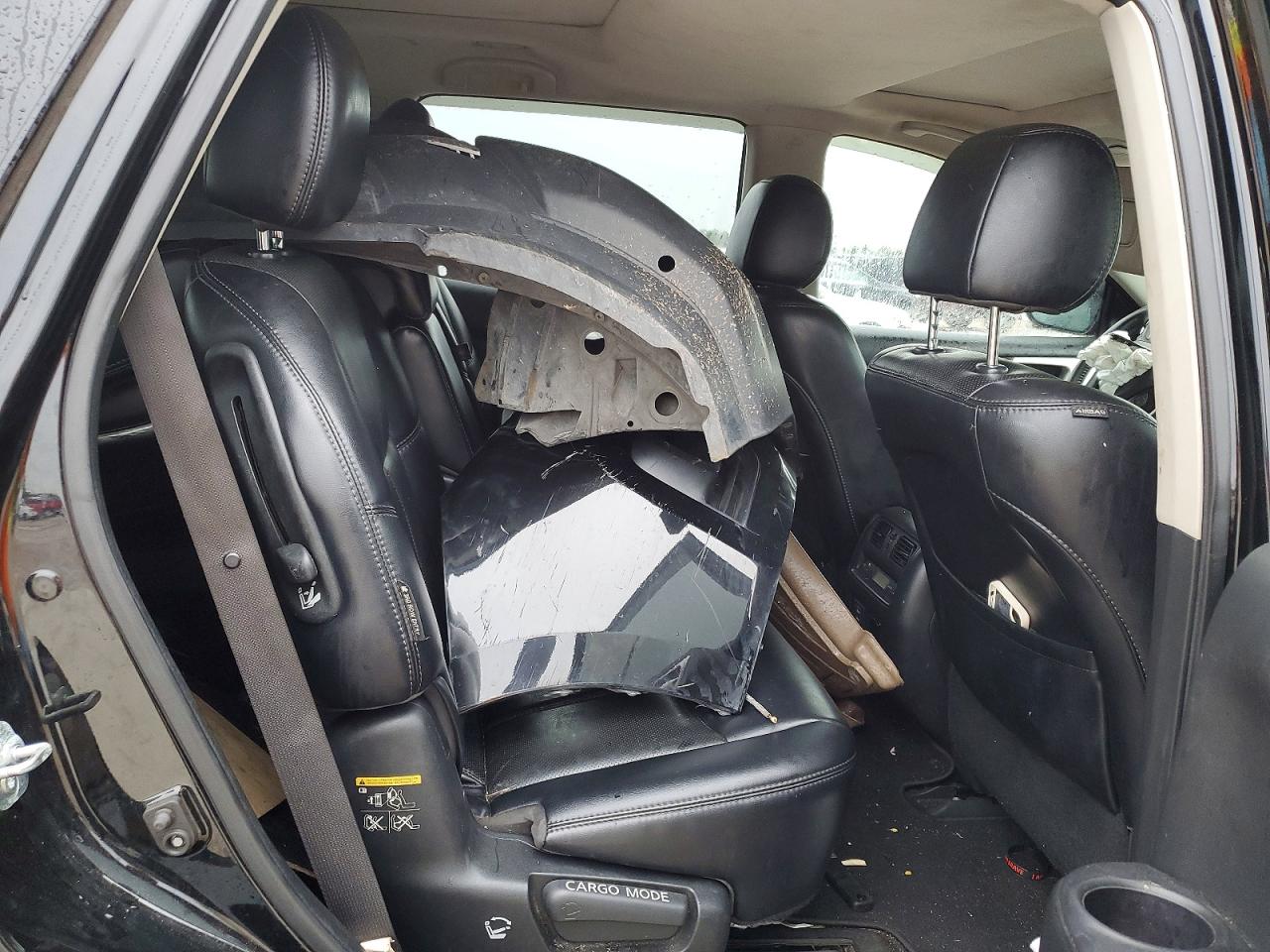 Nissan Pathfinder Platinum