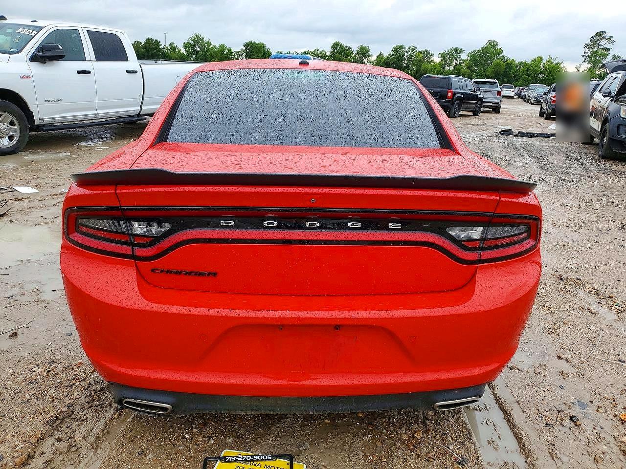 Dodge Charger Sxt