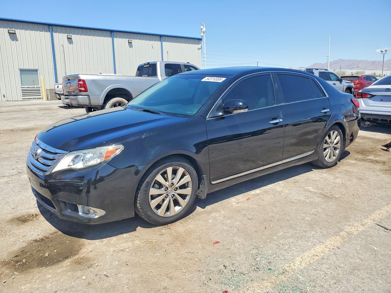 Salvage Toyota Avalon Image